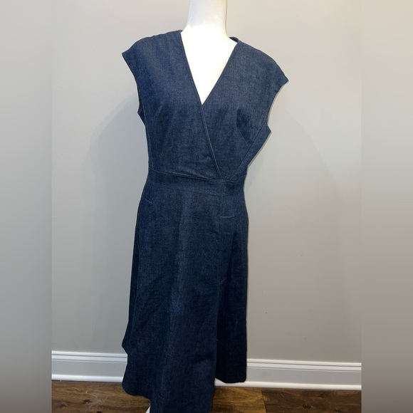 Carolina Herrera Iconic Navy Denim Dress Sz Large Rare ASO Meghan Markle - Picture 4 of 7